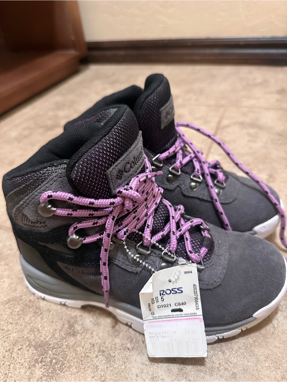 Columbia Kids Grey Suede Hiking Boots with Purple Pink Laces
